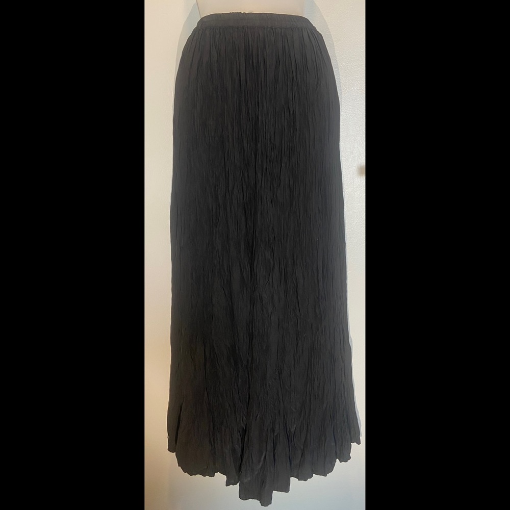 Silk Skirt Long Black crinkled plisse 100% silk size XS